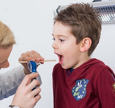 Как лечит аденоиды у ребенка доктор Комаровский