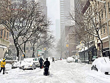 В Нью-Йорке из-за снегопада объявлено чрезвычайное положение