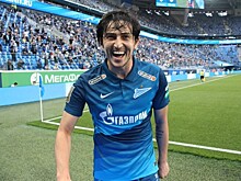 "Локомотив" и "Сочи" могут арендовать Азмуна