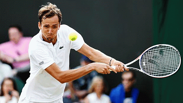 Даниил Медведев успешно стартовал на турнире Australian Open