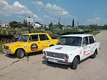 Автопробег на двух «копейках» стартовал из Балаково до Владивостока