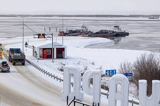 Частные перевозчики начали взвинтили цены на переправу через Обь