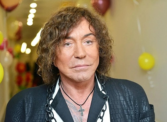 Жас жұбайлардың нәзіктігіне толы тәтті секс