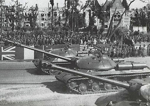 Участник Парада Победы в Санкт-Петербурге – танк ИС-3 – участник Берлинского Парада Победы 1945 года