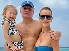 «Как незаметно пролетело время»: Орлова показала, как менялась ее дочь с роддома до трехлетия