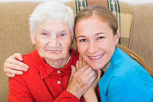 Ухаживать за пожилыми людьми с болезнью Альцгеймера научат в Щукине