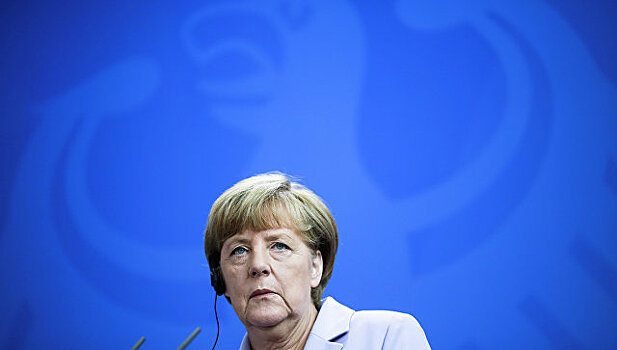 Меркель созвала совбез ФРГ по расследованию нападения на ярмарку в Берлине