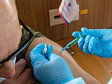 Десятка за прививку: в России хотят поддержать вакцинировавшихся пенсионеров