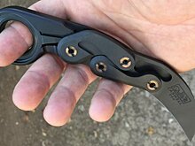 Morphing Karambit — самый безопасный керамбит в мире