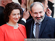 Супруга Пашиняна объявила о завершении брака