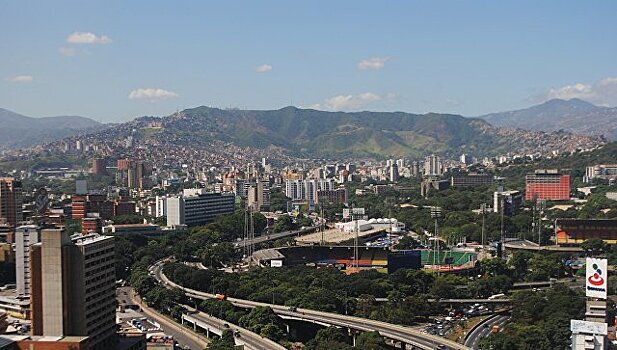 В Каракасе вновь разгоняют оппозиционный митинг