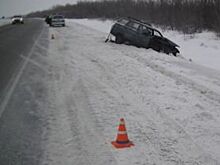 В Гайском округе в ДТП серьезно пострадал водитель «Renault»