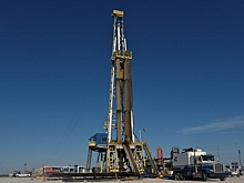 Добыча сланцевой нефти в США упадет на треть