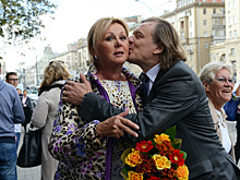 Актриса Селезнева отреагировала на слухи о домогательствах Гайдая