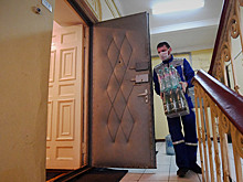 Зачем в СССР обивали двери дерматином