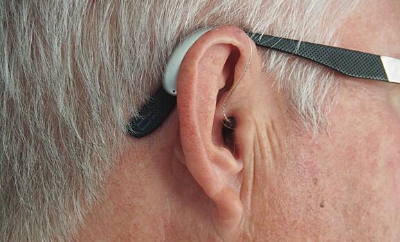 Ученые выяснили, как проблемы со слухом связаны с работой мозга