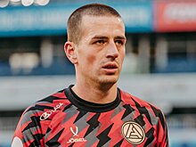 Кукуян после ВАР назначил пенальти «Спартаку» – Максименко задел в штрафной Болдырева, прокинувшего мяч в лицевую. Лончар пробил выше ворот