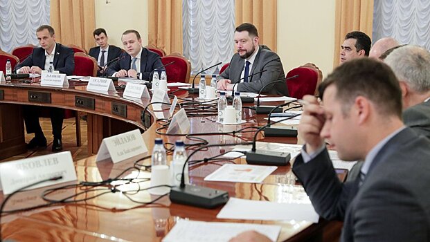 В ГД обсудили, достаточные ли меры приняты Правительством для упреждения дефицита медицинских изделий