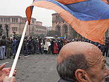 Пока в Армении бастуют, в Карабахе меняют руководство