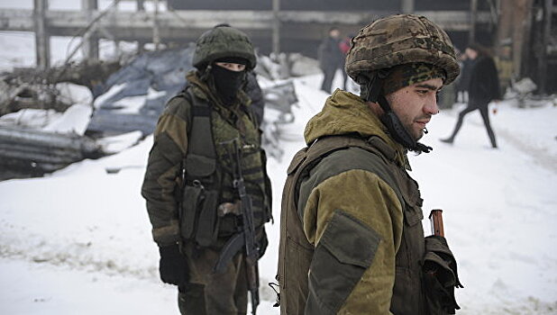 Украинские силовики ночью обстреляли села на севере Донецка