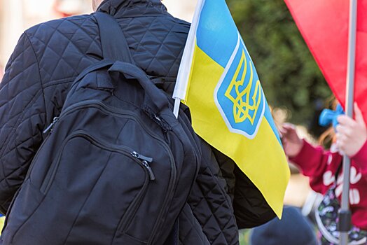Политолог Светов: украинским беженцам в Польше пора готовиться к облавам