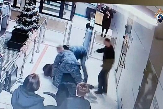 На начальника отдела "Сев-Авиа" завели уголовное дело за дебош в аэропорту Казани