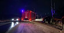 Автомобиль врезался в опору ЛЭП в Новочеркасске
