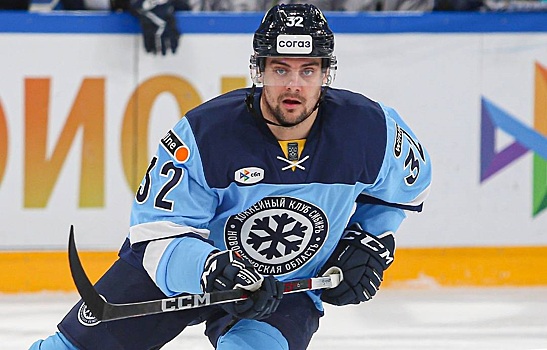 ХК «Сибирь» расторг контракт с нападающим Антоном Берлёвым