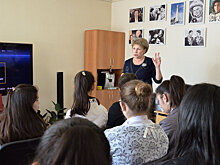 Студенты посетили в Сухуме литературную гостиную "Поэты и их музы"