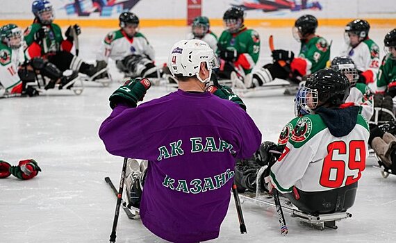 Хоккеисты "Ак Барса" и болельщики соберут средства на новую команду по следж-хоккею в Татарстане
