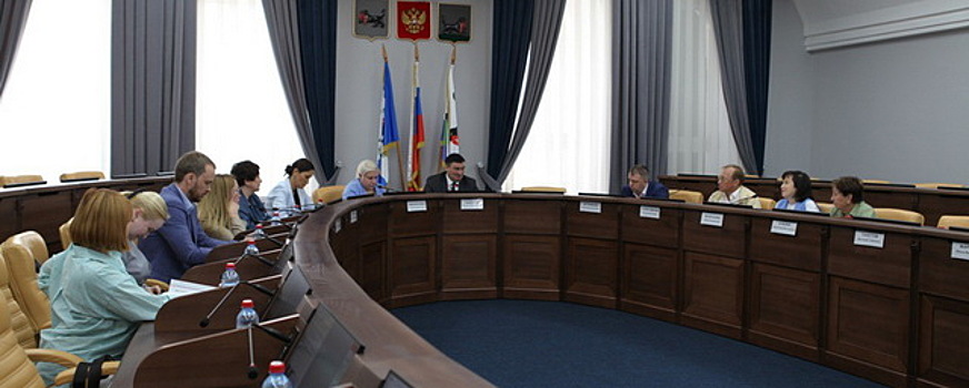 В мэрии Иркутска обсудили вопросы внешнего вида нестационарных торговых объектов