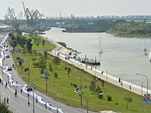 Затонувшую на Иртыше в Омске яхту подняли