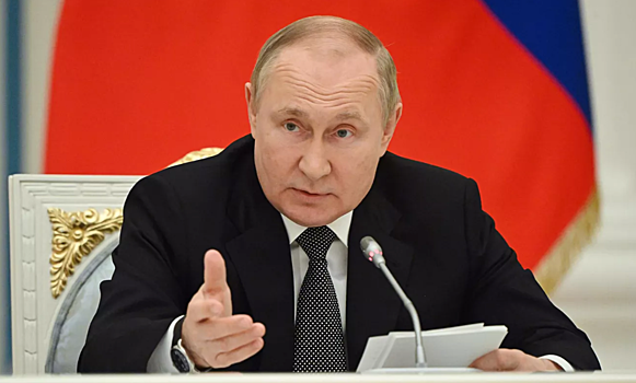 Путин дал совет лишившимся яхт и счетов бизнесменам