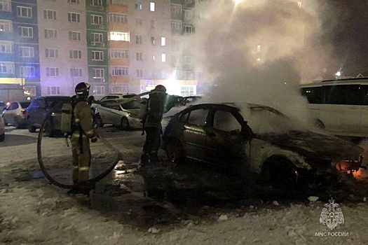 В Тюмени нашли труп мужчины в сгоревшем BMW