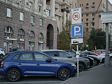 «Без плюсов»: Бесплатная парковка у дома не решит проблемы автомобилистов