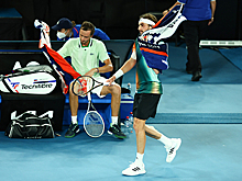 Соперник назвал Медведева незрелым после его конфликта с судьей в полуфинале AO