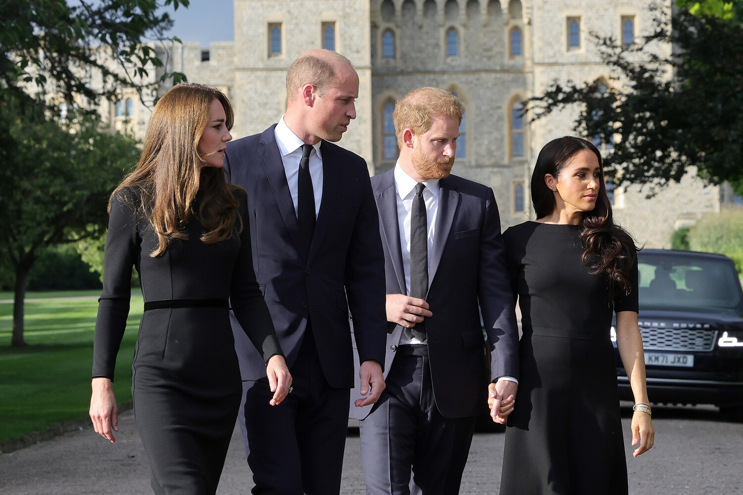Принц Гарри и Меган Маркл хотели бы наладить отношения с Кейт Миддлтон