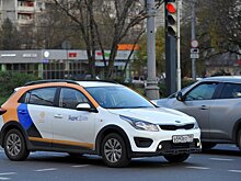 Владельцам люксовых машин советуют пересесть на каршеринг 