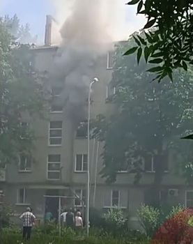 В Георгиевске загорелась квартира в многоэтажке