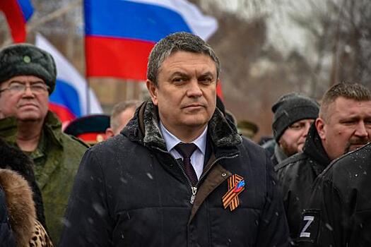 В Луганске прошел митинг в честь 80-й годовщины освобождения от немецко-фашистских захватчиков