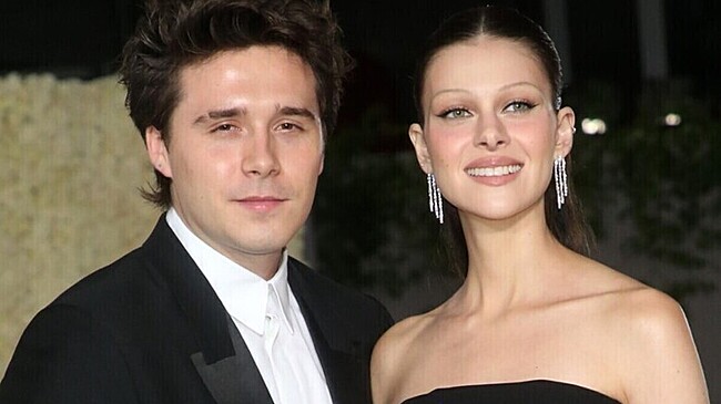 Бруклин Бекхэм вывел из себя соцсети нежным комментарием в адрес жены