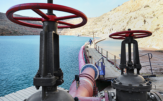 Подача воды в Крым из Северо-Крымского канала начнется в апреле