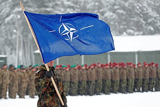Местом военного столкновения России и НАТО назвали Украину