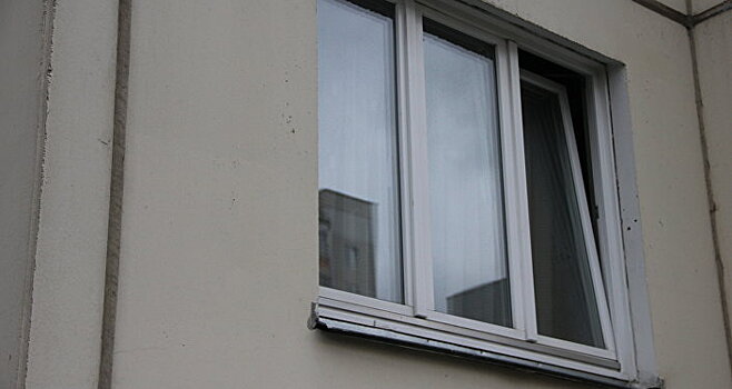 Странное дело: девушка в Бобруйске выпала с балкона, но не помнит как