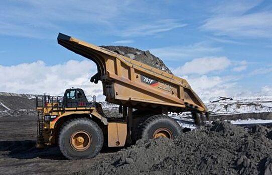 Catterpillar выпустит новые модели гибридных самосвалов