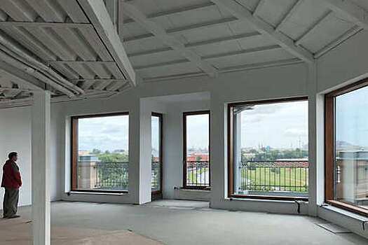 Mash: в Петербурге за 1,1 млрд рублей продают пентхаус в доме сталинских времен