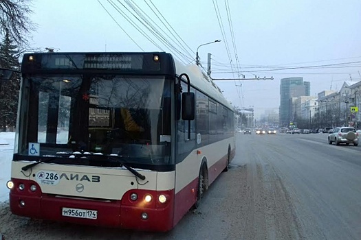 Прокуратура потребовала 100 тысяч с транспортного предприятия за падение челябинки в автобусе