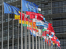 МИД РФ: Евросоюз уже "поделил" российские активы между Киевом и своим ВПК