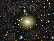 Загадочная далекая галактика нарушила стандартные космологические модели