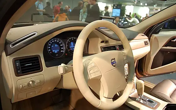 Полный привод, гидроавтомат, надежный мотор – хороший кроссовер до 2,5 млн рублей